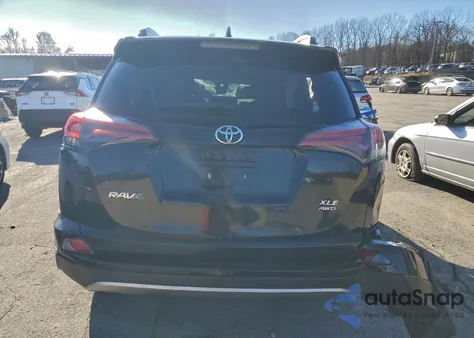 2018 Toyota Rav4 Adventure из США, поврежденный, VIN 2T3RFREV0JW820526